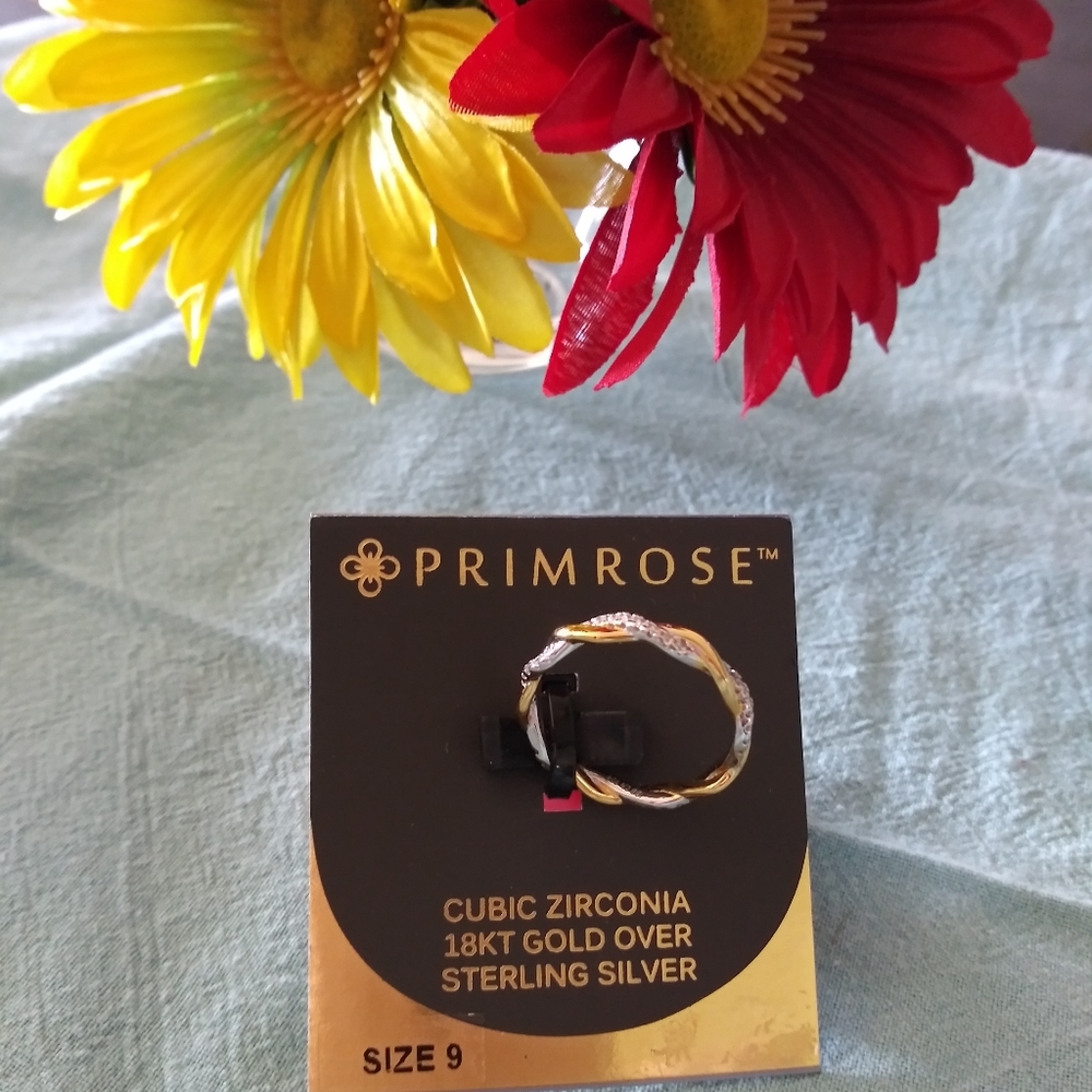 18kt Gold Ring - image 1